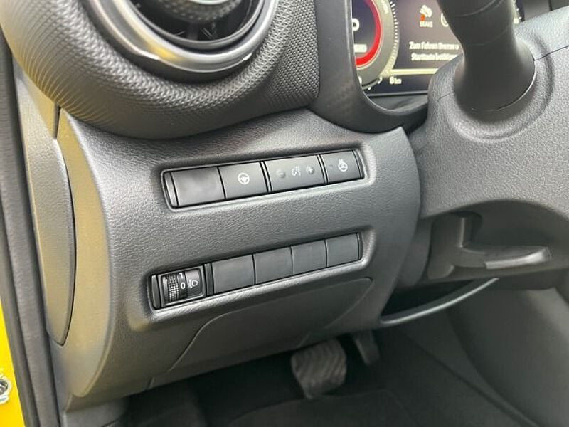 Nissan Juke 1.6 Hybrid 4AMT Automatik - N-Connecta