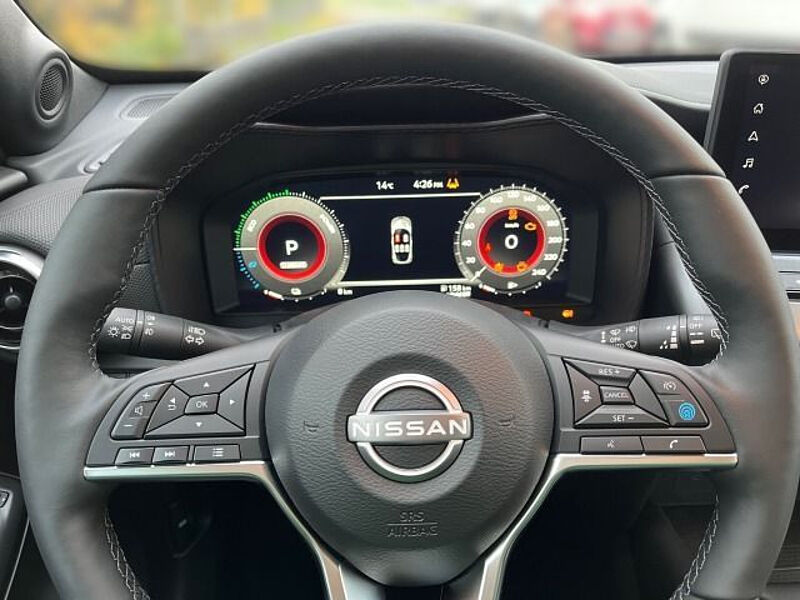 Nissan Juke 1.6 Hybrid 4AMT Automatik - N-Connecta