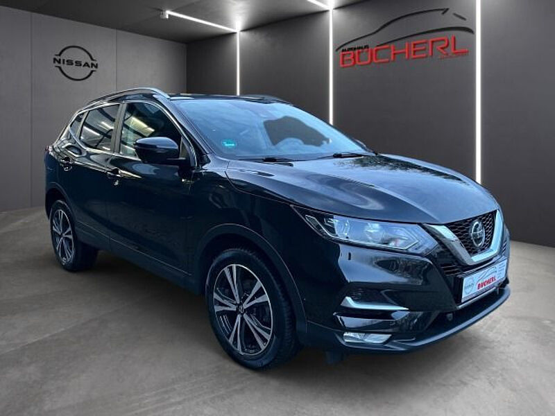 Nissan Qashqai N-Connecta, 360° Kam. , PANO, SHZ, NAVI