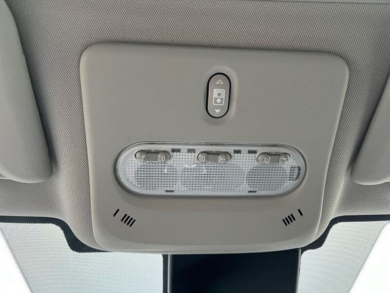 Nissan Qashqai N-Connecta, 360° KAM. , PANO, NAVI, KLIMA