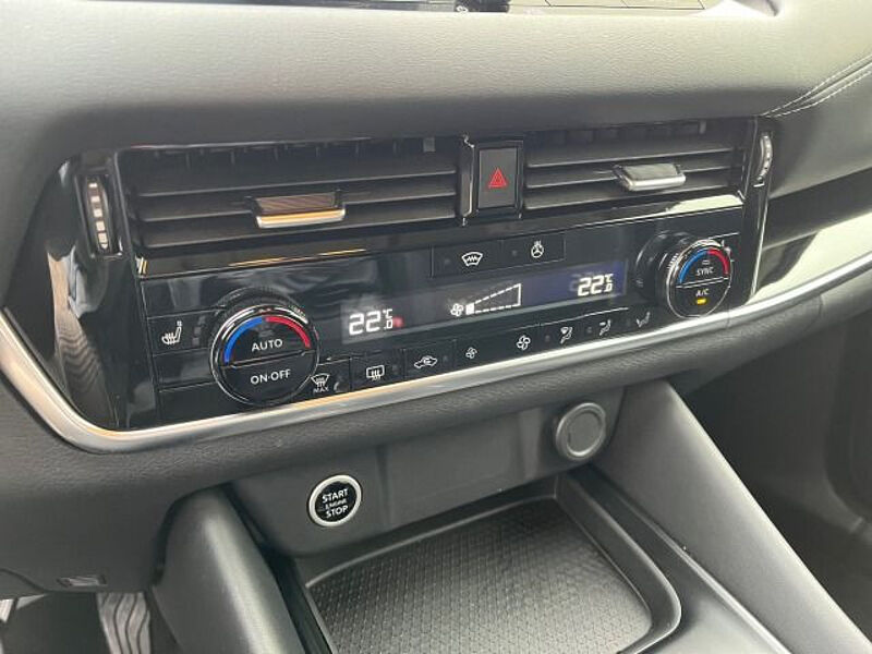 Nissan Qashqai N-Connecta, 360° KAM. , SHZ, NAVI, KLIMA